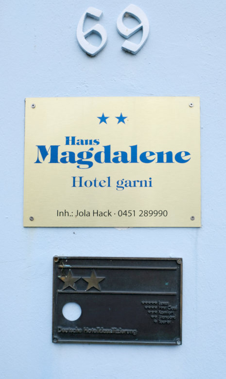 Haus Magdalene-Schilder